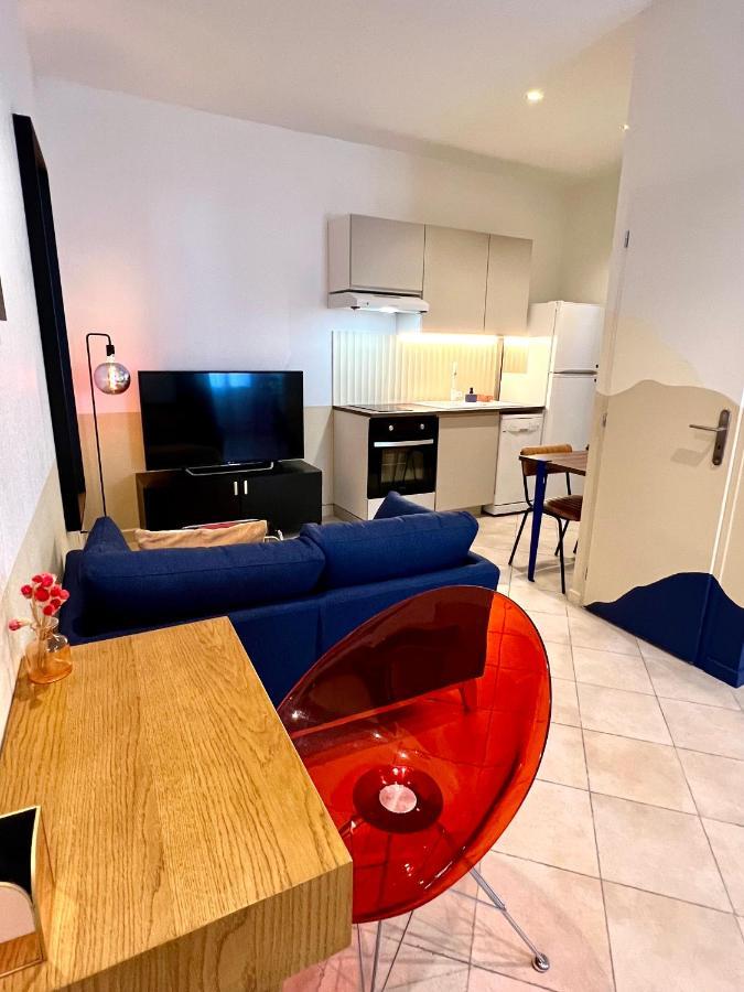 Roma Reva: Design Et Home Cinema Nimes Luaran gambar
